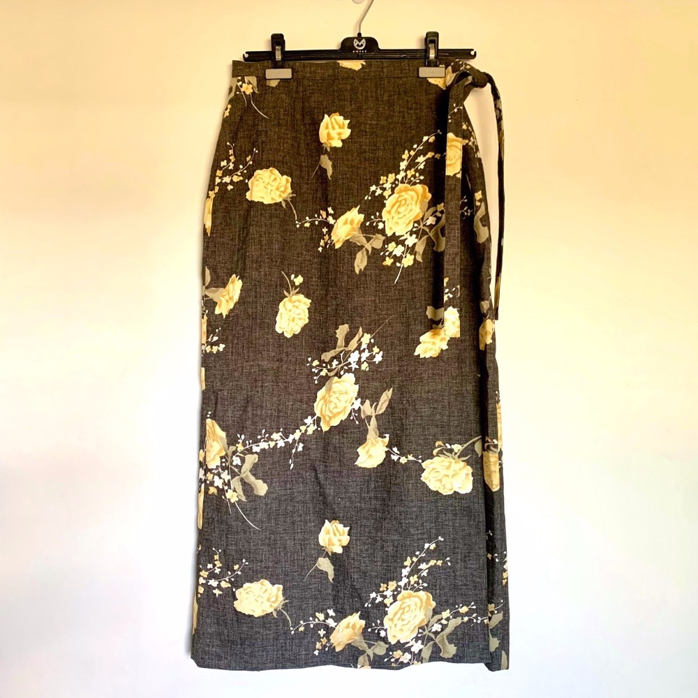 Mantles Green Floral Maxi Skirt SIZE 16 NWT